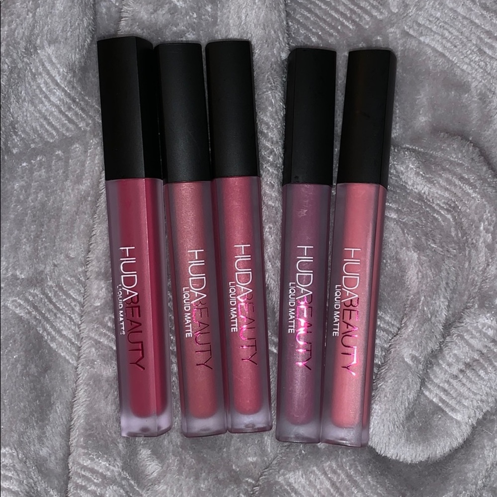 HUDA beauty liquid lipstick